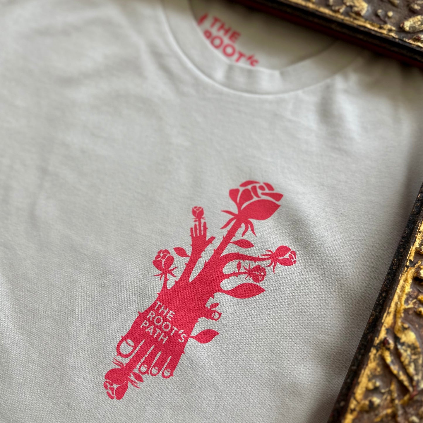 BONE GARDEN - T-SHIRT