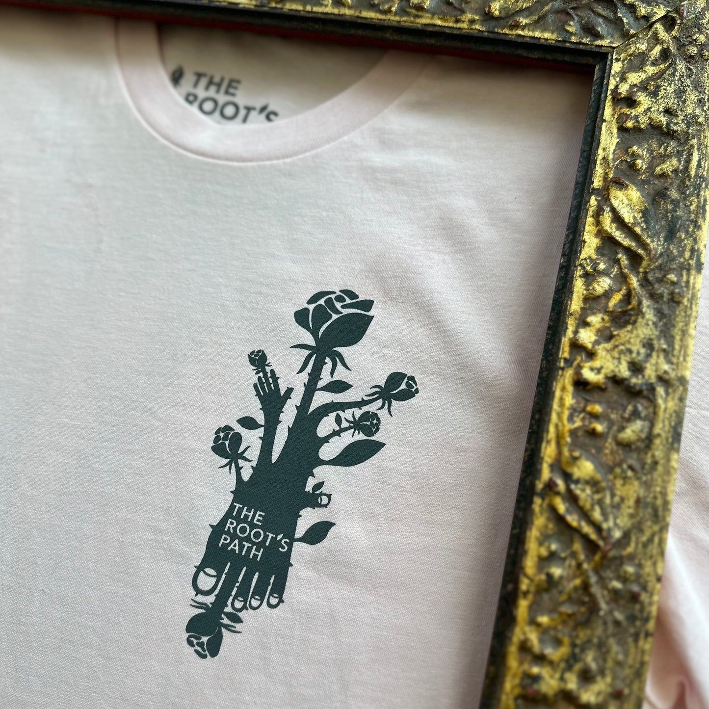 ROSE GARDEN - T-SHIRT