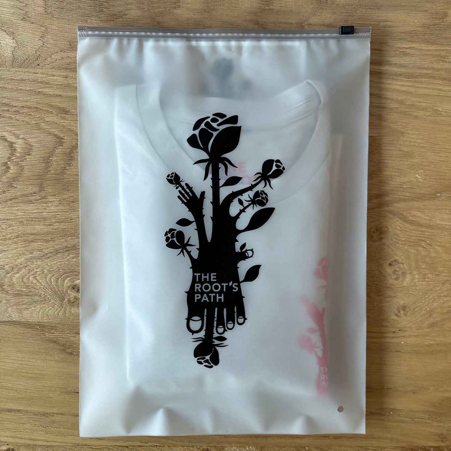 ROSE GARDEN - T-SHIRT